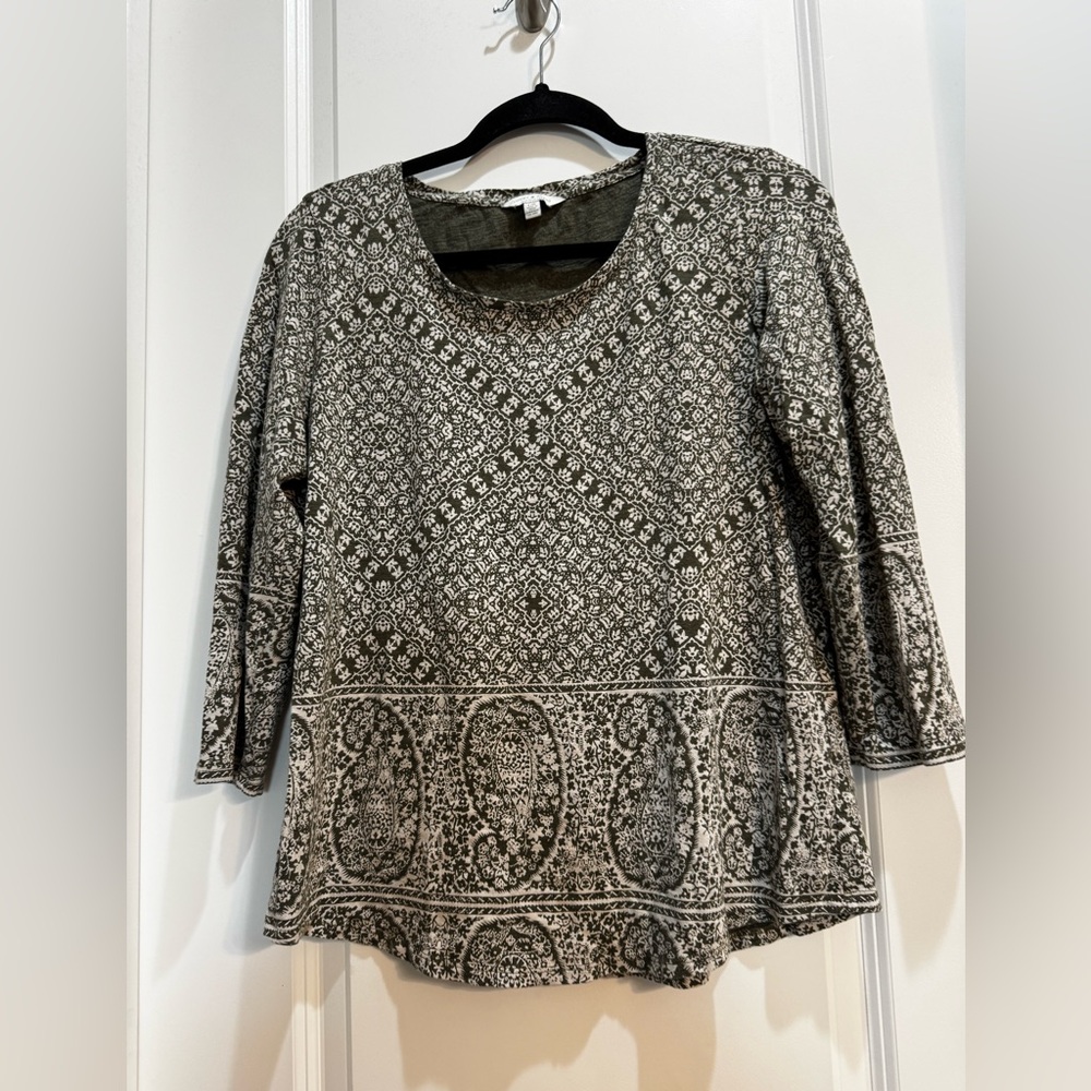 Lucky Brand Green Paisley 3/4 Sleeve Top Large Round Neck Armpit To Armpit 19”